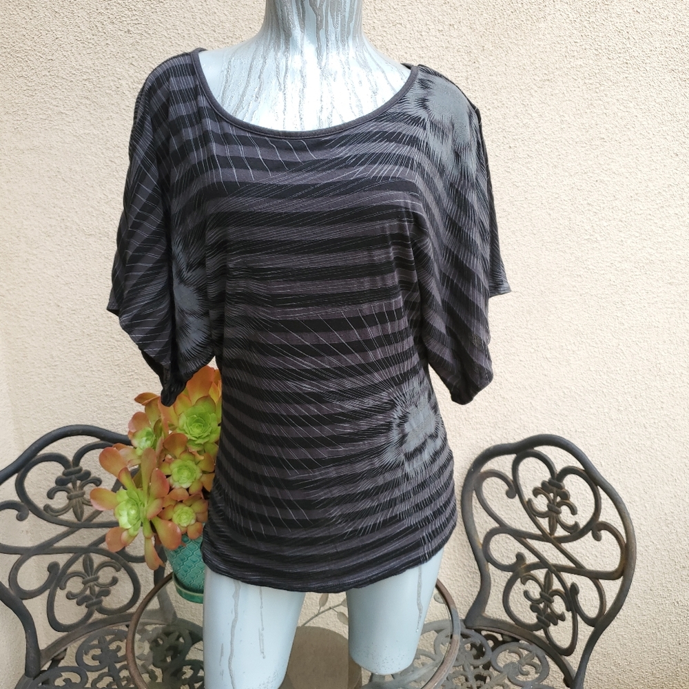 3/$33 Roxy Ladies Top